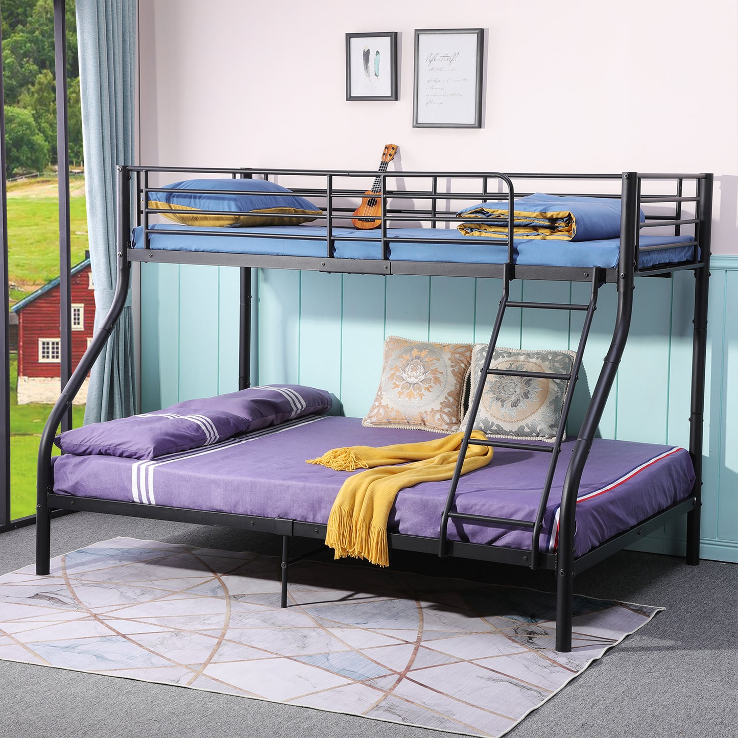 Stapelbed Met Twee Eenpersoonsbedden Boven Een Standaardbed
