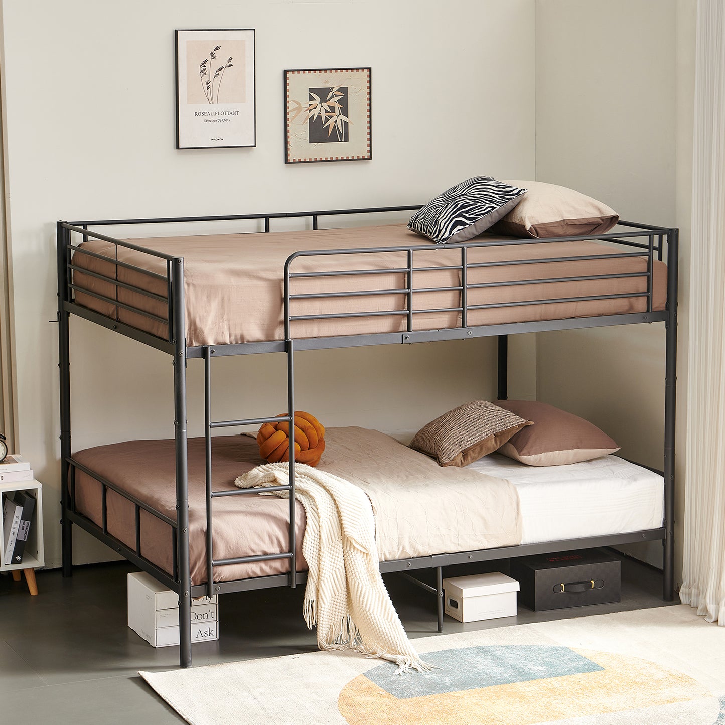 OTIS stapelbedframe met bovenliggend tweepersoonsbed 209 cm × 146 cm