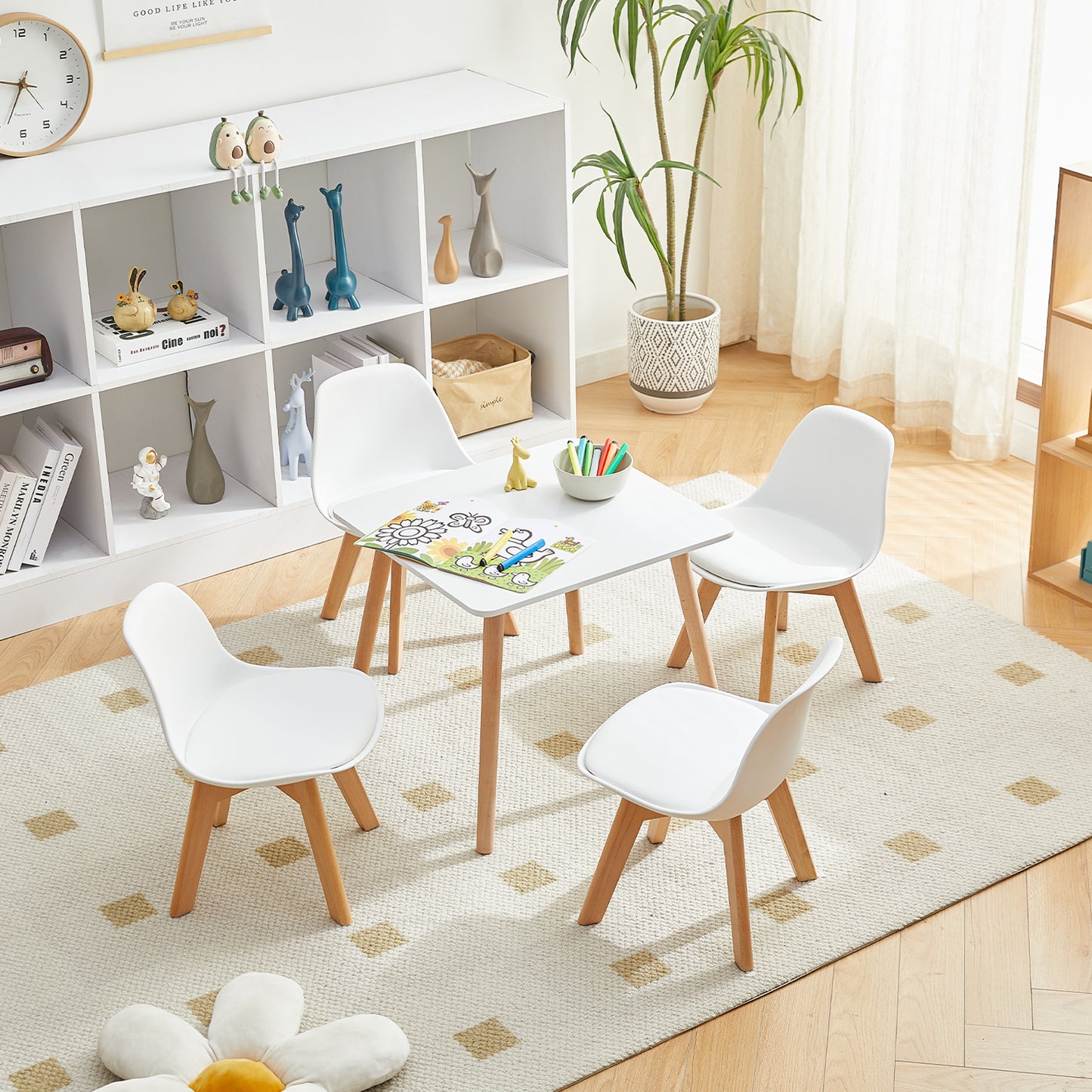 AUBURN Kindertafels en -Stoelen zijn Geschikt voor Kinderen van 3 tot 5 Jaar Oud - Roze/Wit