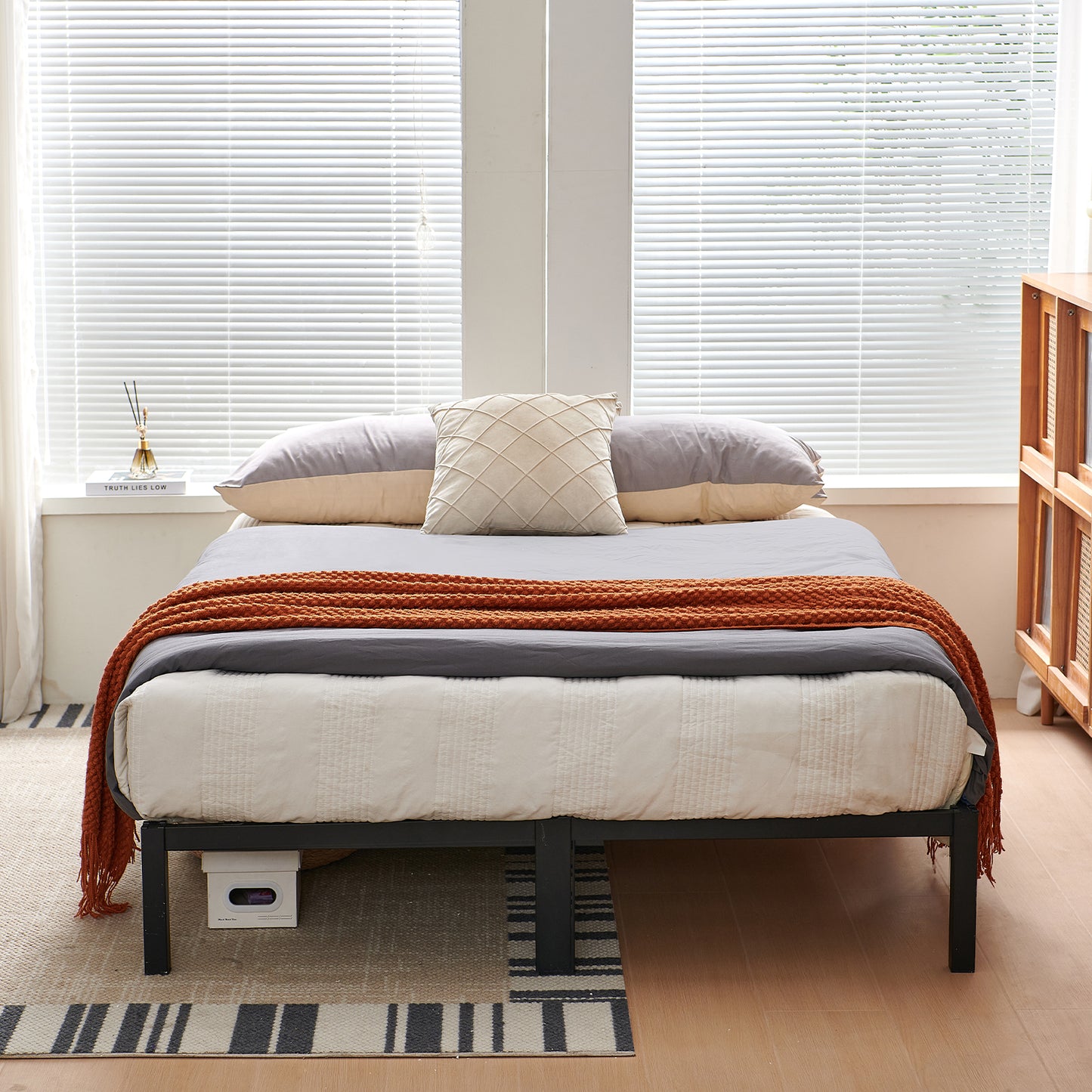 LUBLIN Dubbel Metalen Bedframe - Zwart